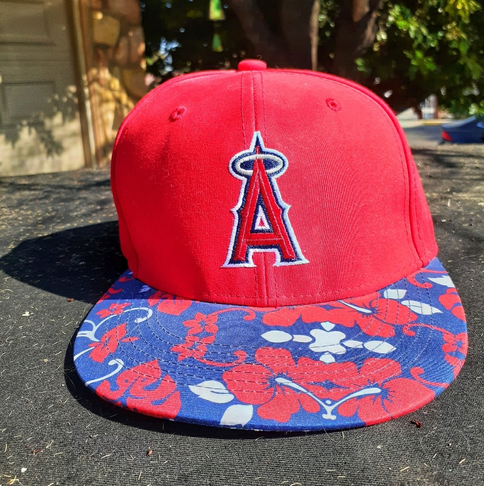 Angels/Chevron Cap
